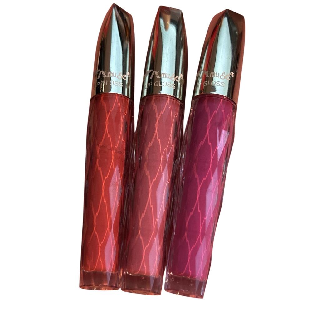 ~*New*~Amuse Lip Gloss💋 Lot of 3 in Lip 2050-1,-2,-5 shades Pinks👄